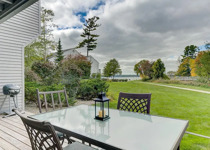 ♚ Gorgeous Sunset Views ♚ @ The Shores Lake View ☀ Condo