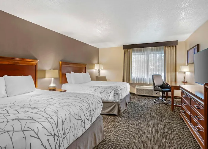 Best Western Plus Landmark Inn