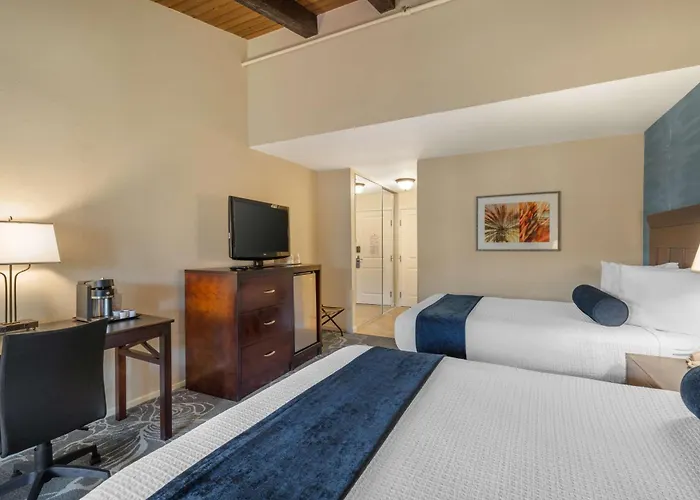 Best Western Plus Carpinteria Inn