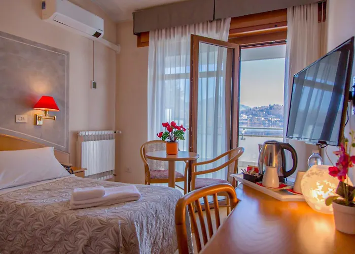 Hotel Chalet Del Lago