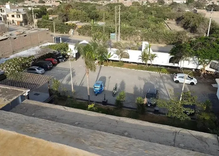 Hospedaje El Cascabel