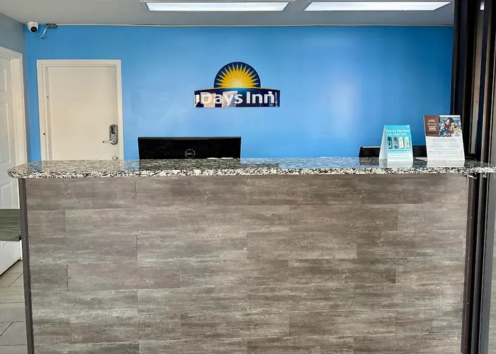 Days Inn By Wyndham Morristown