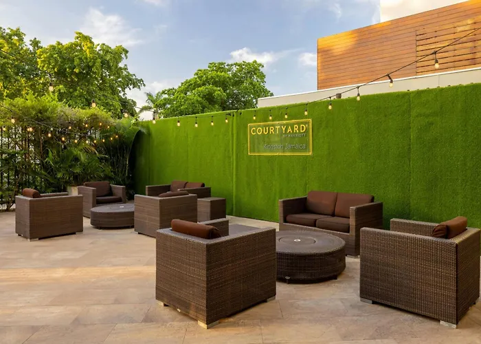 Courtyard By Marriott Kingston, Jamaica