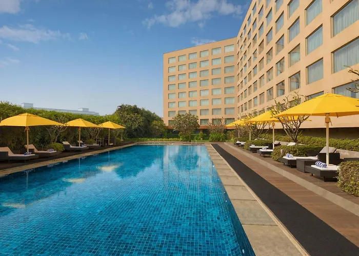 Courtyard By Marriott Mumbai International Airport