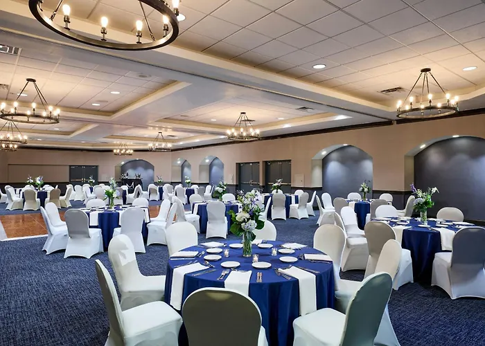 Merriweather Lakehouse Hotel, Autograph Collection