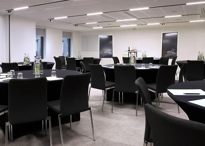 Courtyard By Marriott Paris Gare De Lyon