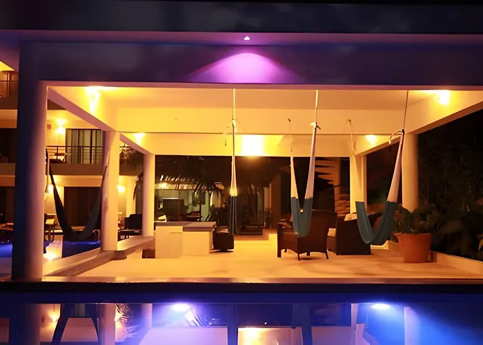 13Bdr Villa Bellamar Akumal - Private Chef - Beachfront - Weddings-Business Retreats-Golf-Family