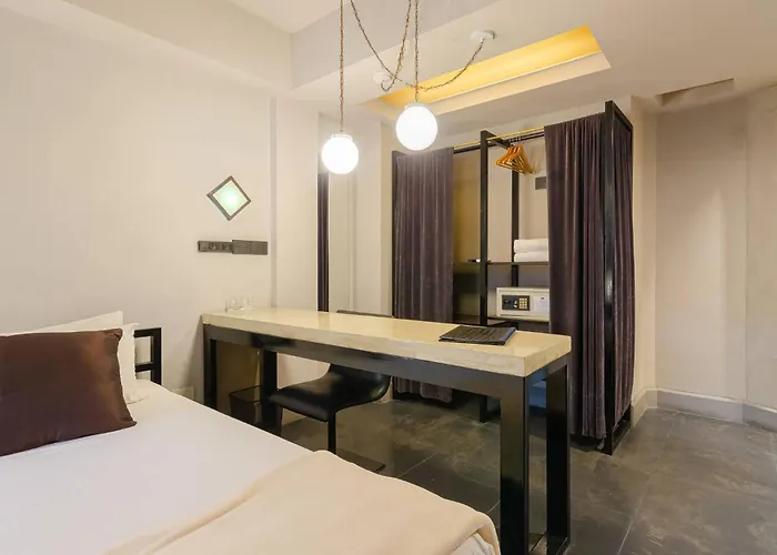 Prodeo Hotel + Lounge