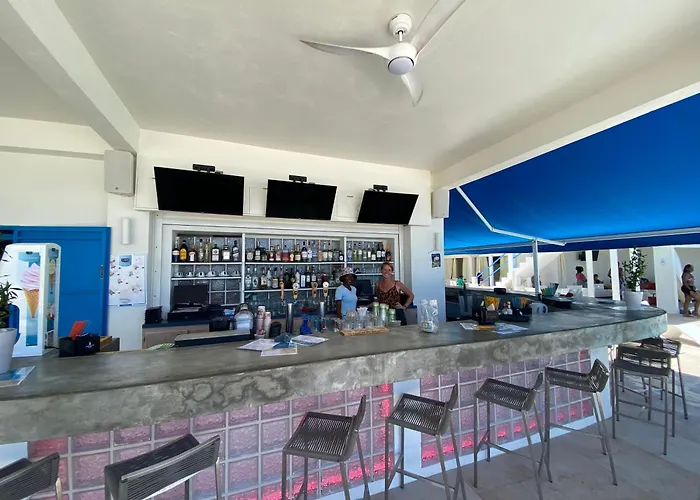 Seaview Beach Hotel