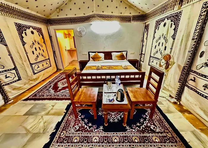 Desert Overnight Luxury Camp & Resort