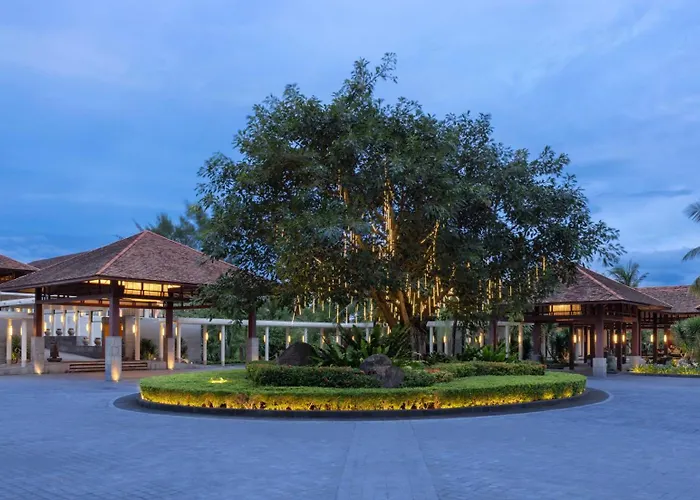 Banyan Tree Lang Co