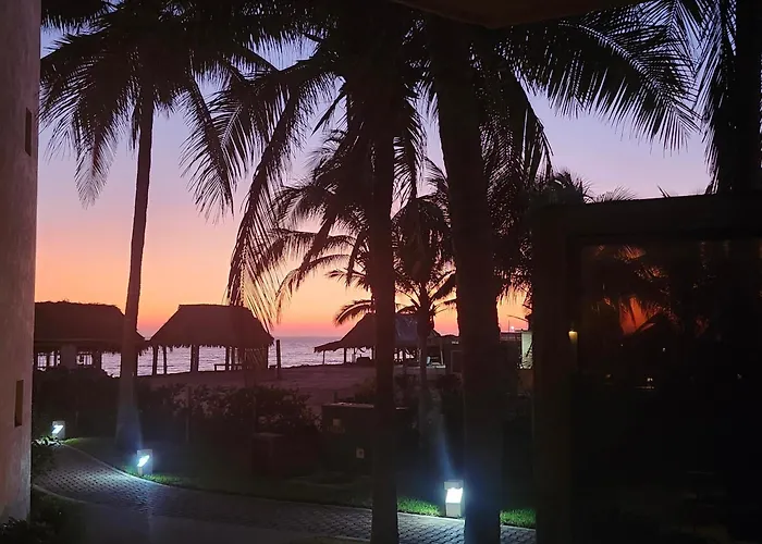 Casa Amigos , Entire 3 Bedroom Ground Floor Condo At Playa Grande Condominium Resort