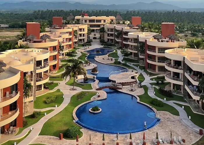 Casa Amigos , Entire 3 Bedroom Ground Floor Condo At Playa Grande Condominium Resort