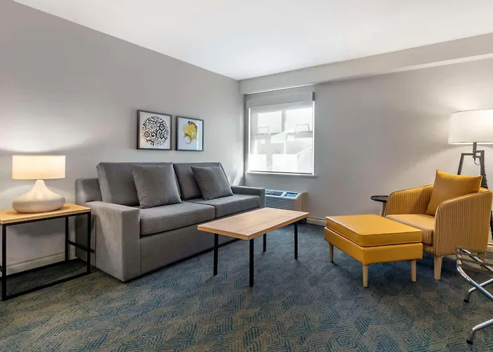 Clarion Hotel & Conference Centre Abbotsford - Fraser Valley