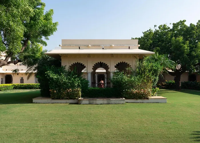 Rovers Luxe Stay - Sardargarh Heritage Fort, Near Udaipur