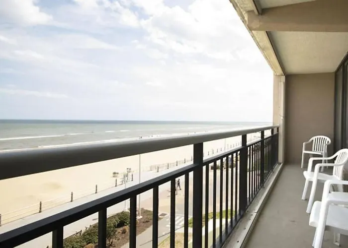 Four Sails Resort