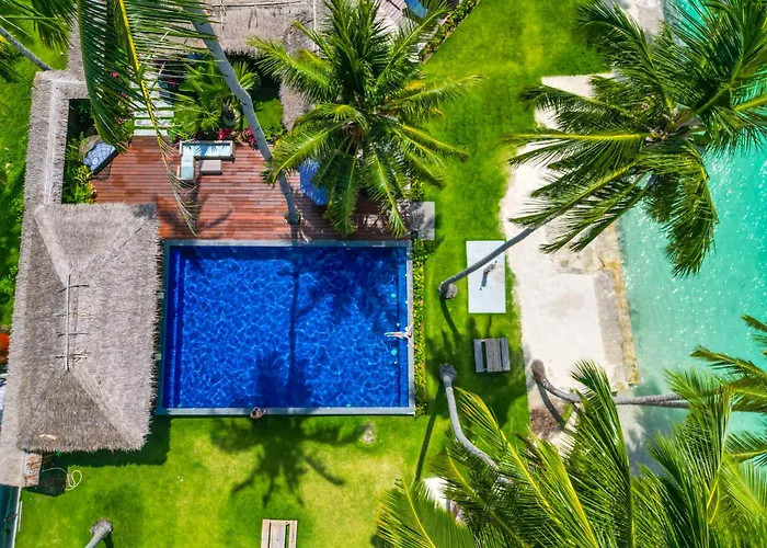 Mentawai Islands Resorts