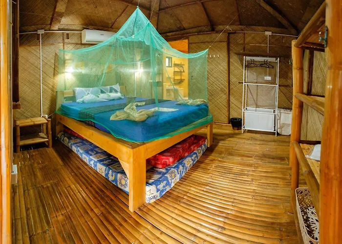 Camotes-Hidden-Huts