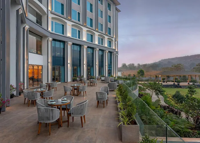 Khopoli Resorts