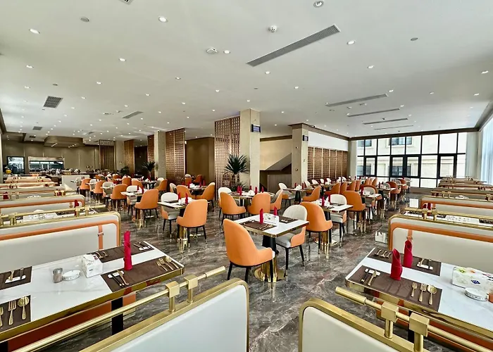 Gold Phuc Resort Inside Longvien Golf