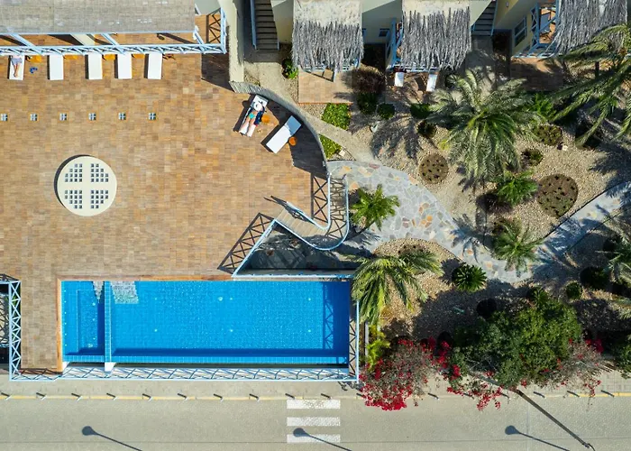 Puerto Chicama Resorts