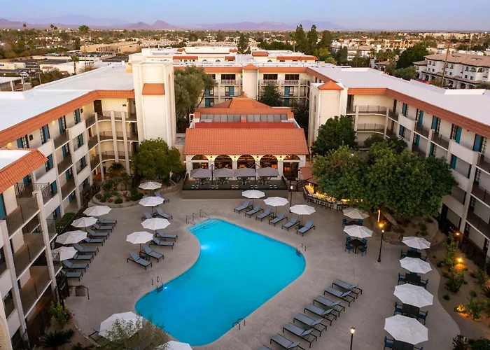 Embassy Suites By Hilton Scottsdale Resort