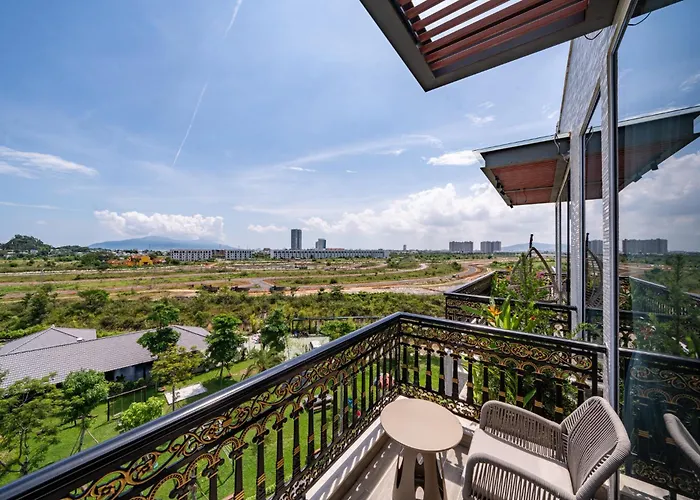 Cami Riverside Resort Da Nang