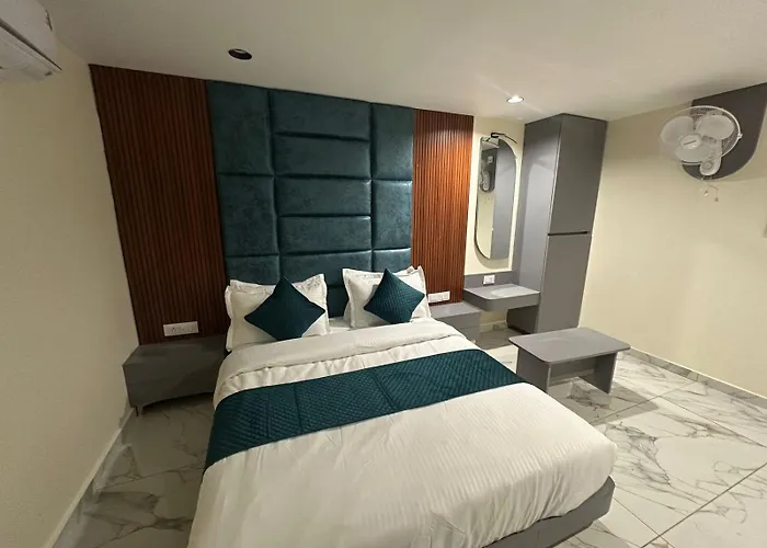 Hotel Shyam Paradise
