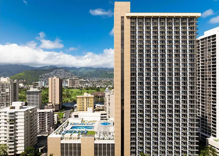 Hilton Waikiki Beach Resort & Spa