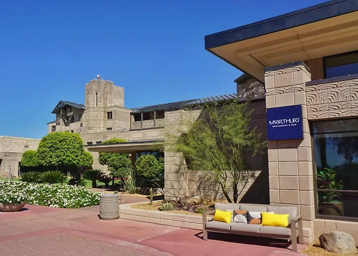 Phoenix Pet friendly Resorts