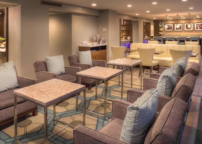 St. Louis Union Station Hotel, Curio Collection By Hilton