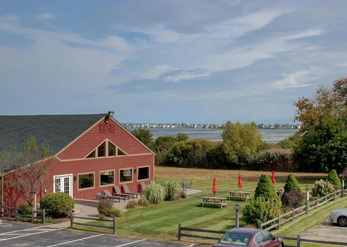 Misty Harbor Resort