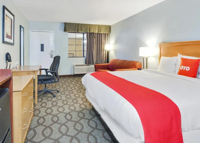 Oyo Hotel Ingleside Tx