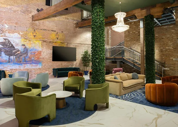 Courtyard By Marriott New Orleans Warehouse Arts District