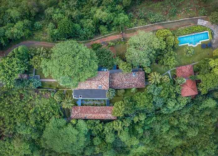 Heavensa Luxury Villas And Suites By The Clarks