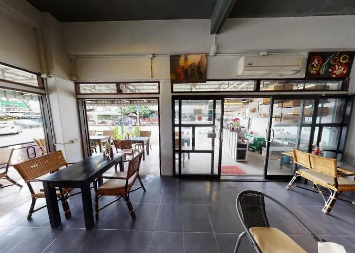 Hometel Hotel