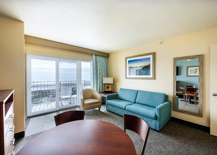 Reges Oceanfront Resort