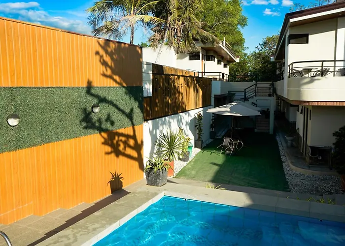 Elmarie Beach Resort