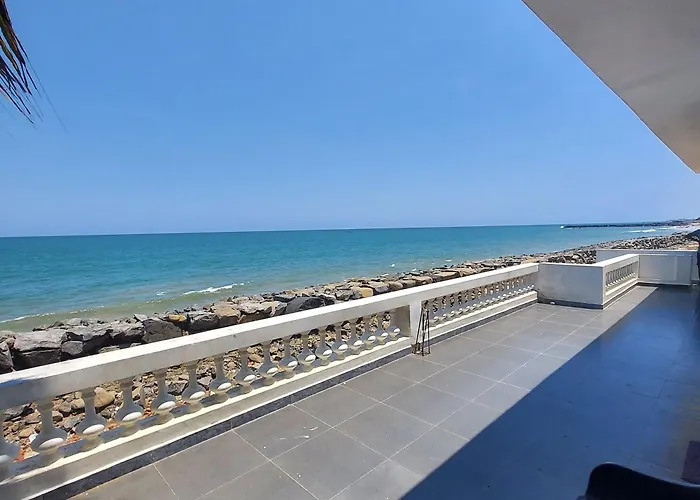Pravin Beach Resort