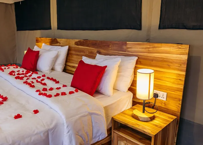 The African Kongoni Serengeti Safari Camp