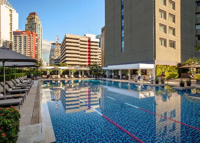 Makati Shangri-La, Manila
