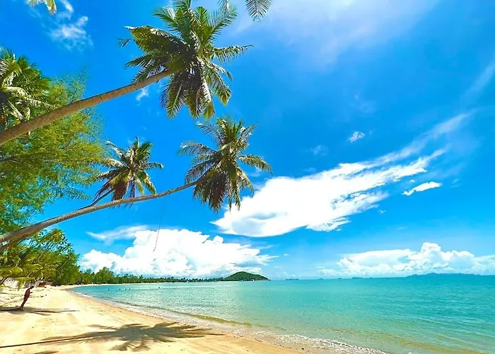 Lipa Lodge Beach Resort