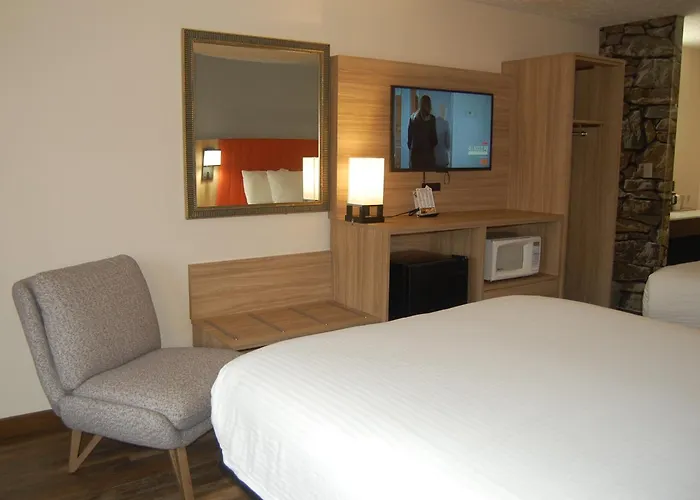 Pigeon Forge Spa Resorts
