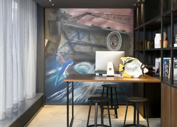Moxy Southampton