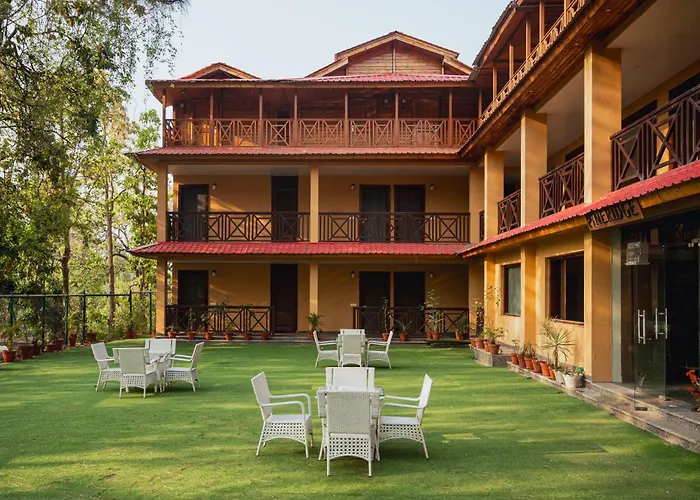 Aavaas Hill Resort