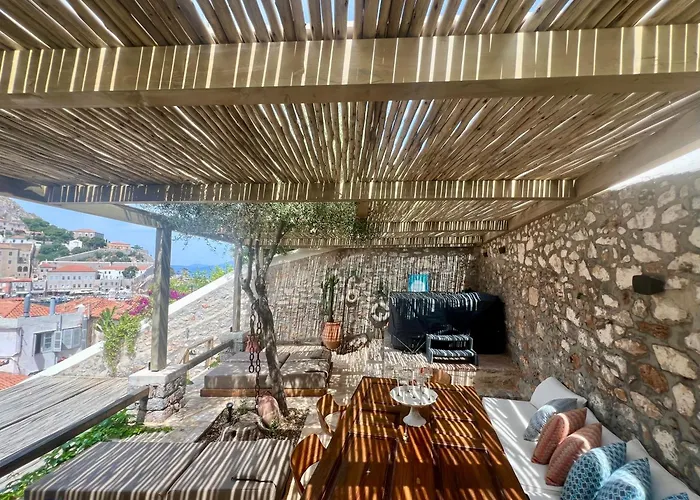 Portadelmare Deluxe Suites