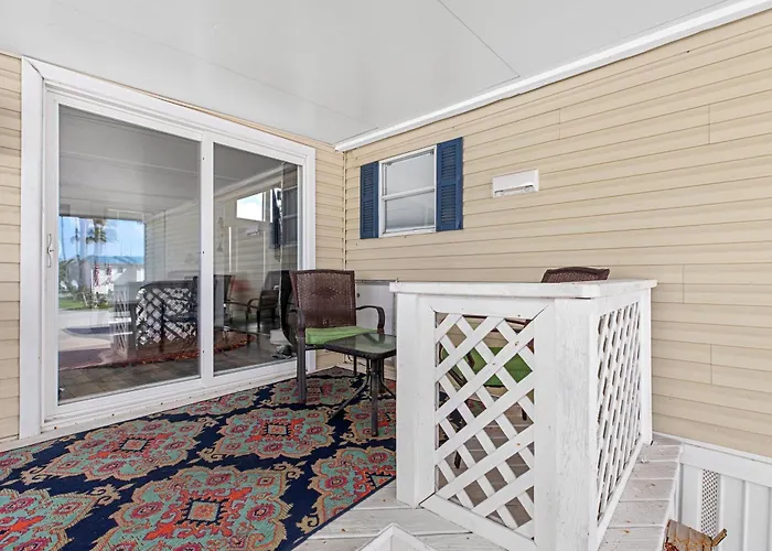 Bonnet Sea Cottage On The Water- Liv Resort