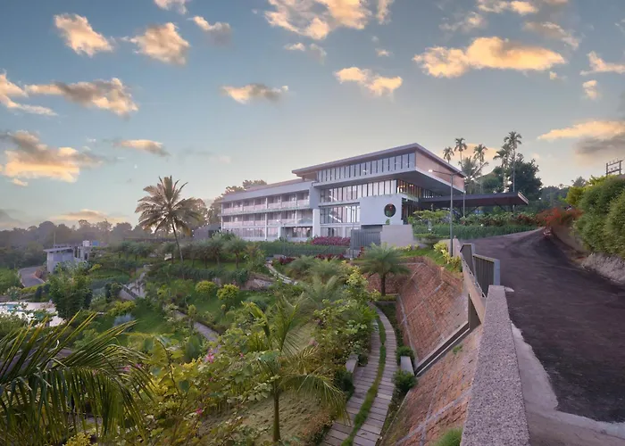 Evora Resort And Spa