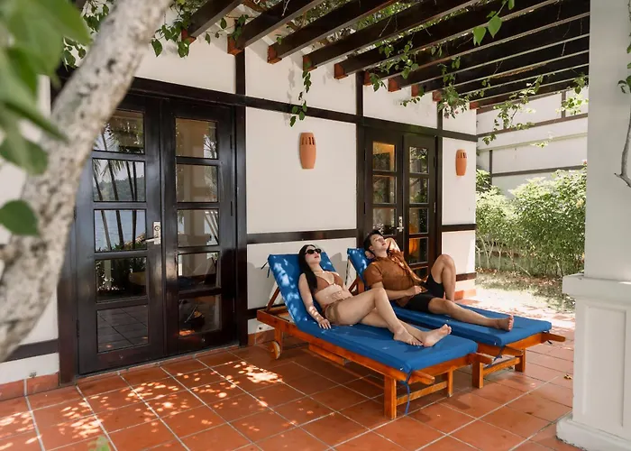 Son Tra Beach Resort & Spa Danang