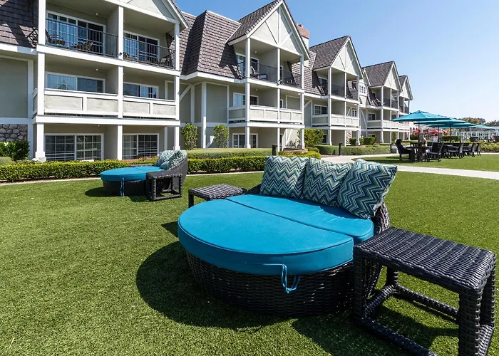Carlsbad Inn Beach Resort